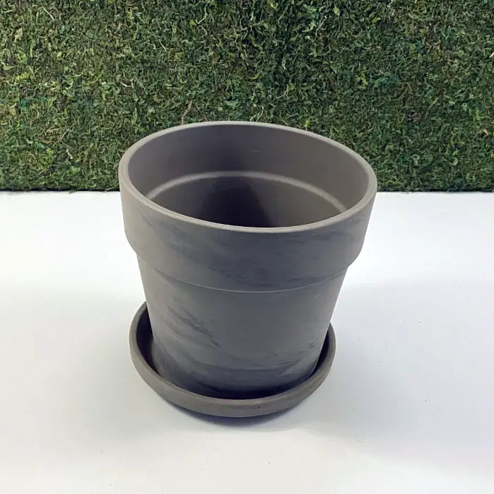 Pot with good drainage